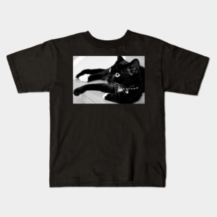 Kitty at Rest Kids T-Shirt